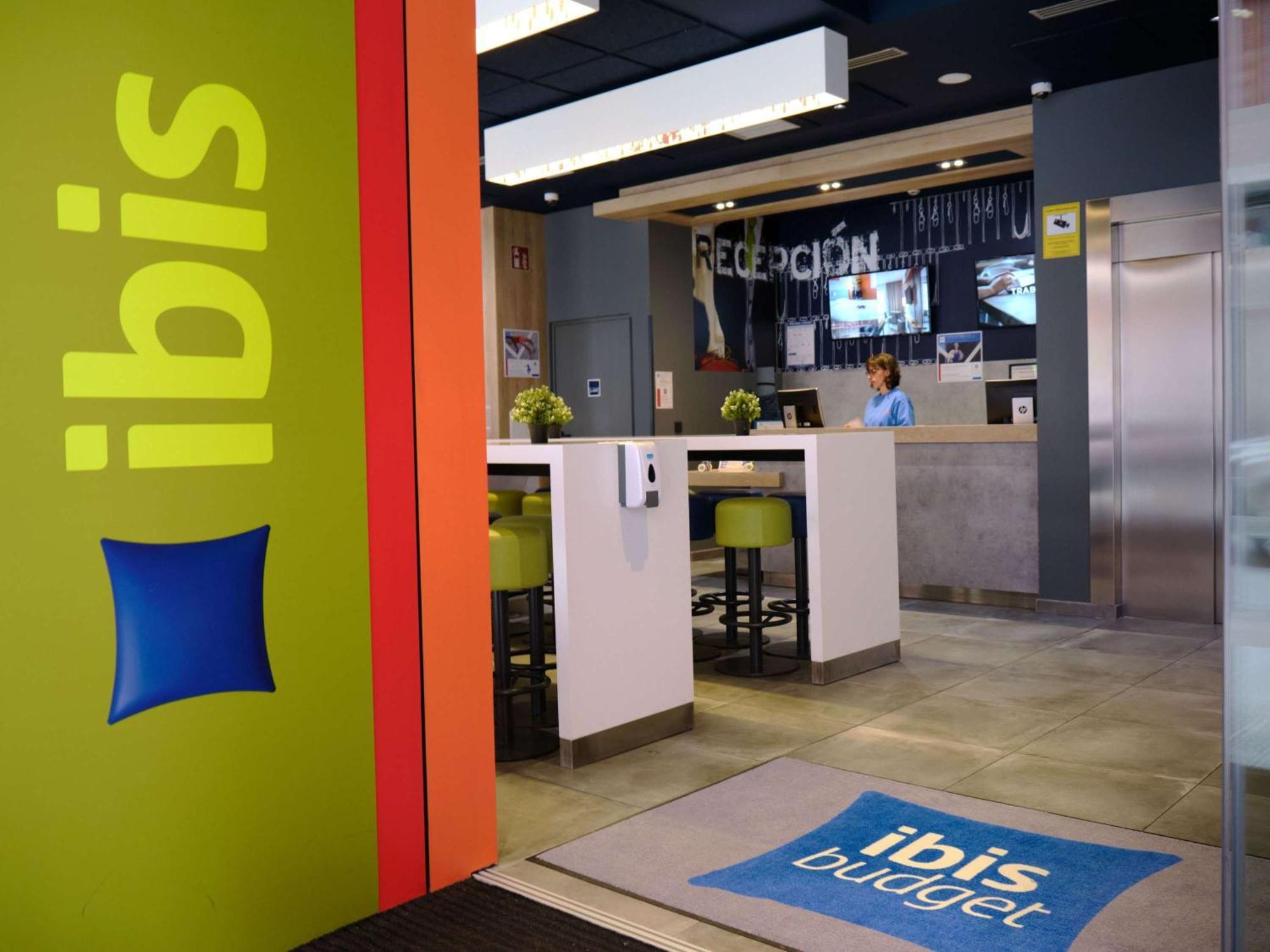 Ibis Budget Bilbao City Bagian luar foto