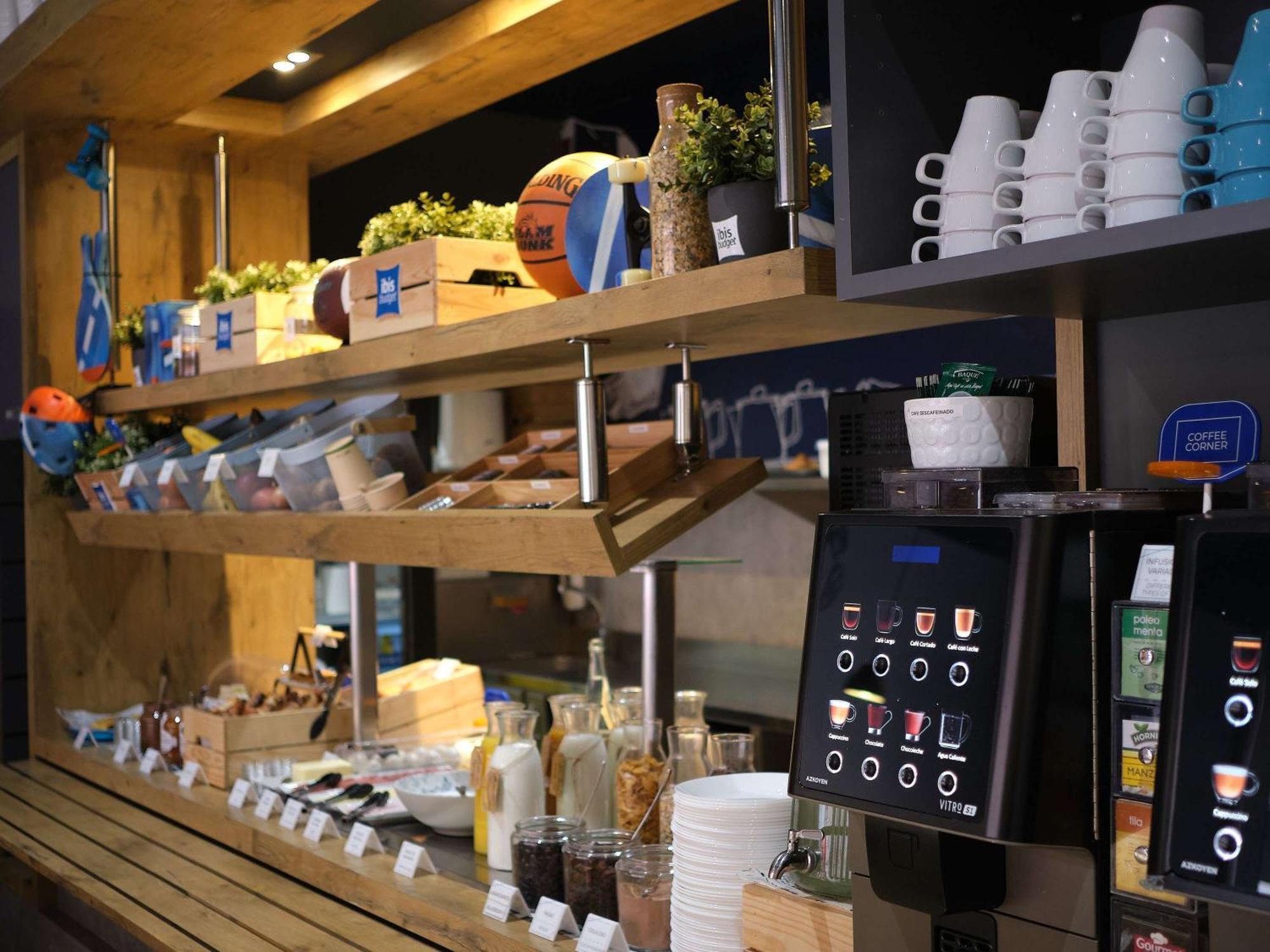 Ibis Budget Bilbao City Bagian luar foto