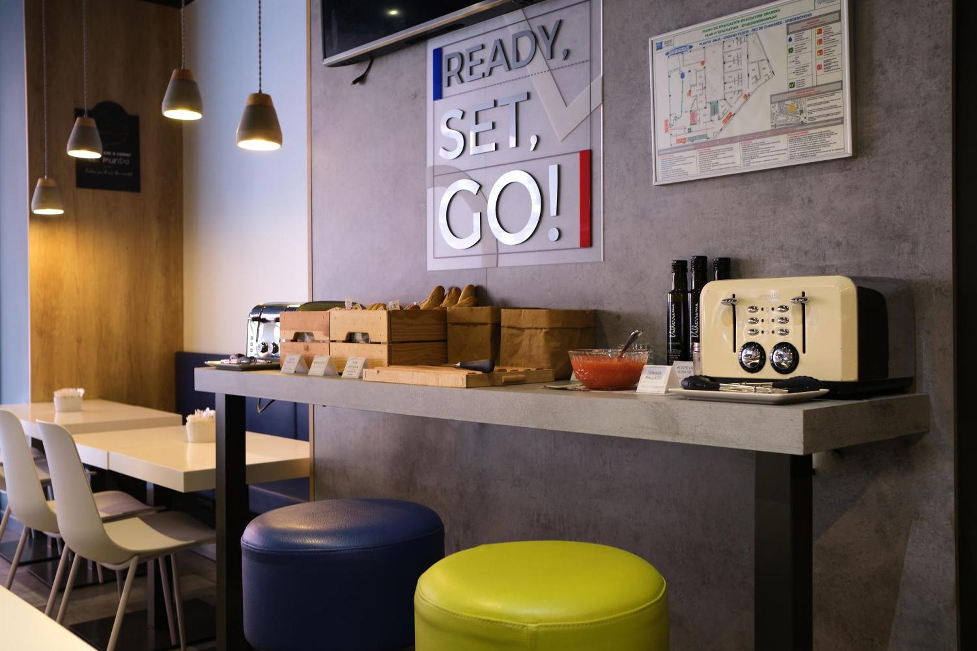 Ibis Budget Bilbao City Bagian luar foto