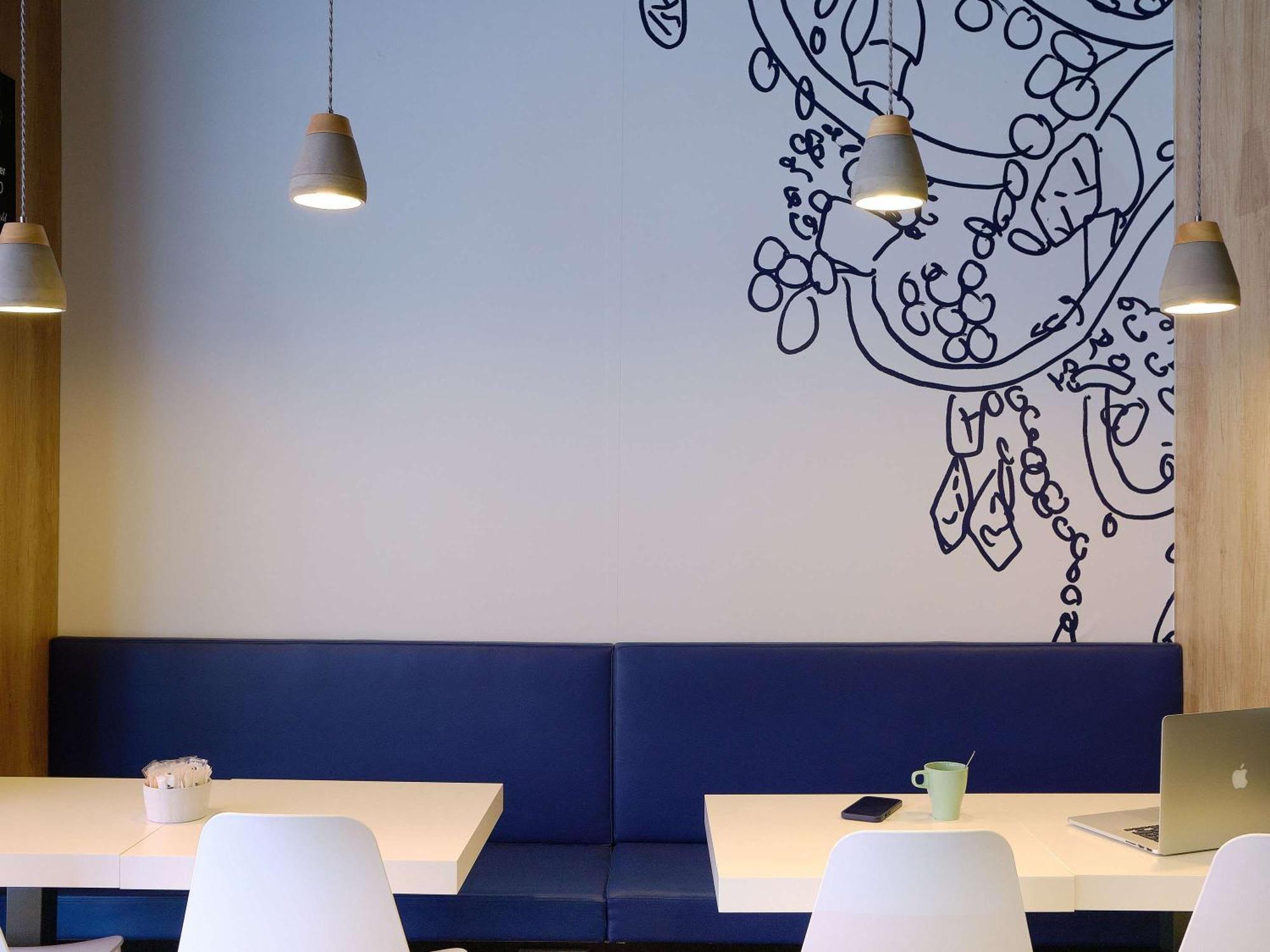 Ibis Budget Bilbao City Bagian luar foto